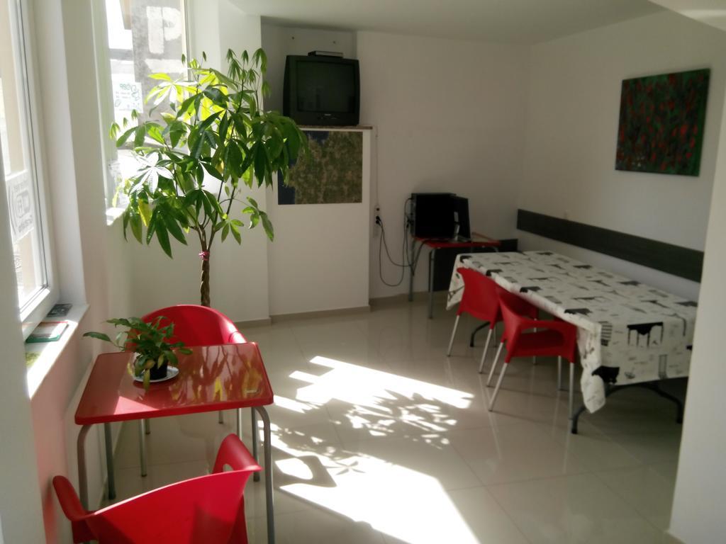 Albergue @ Мушія Екстер'єр фото
